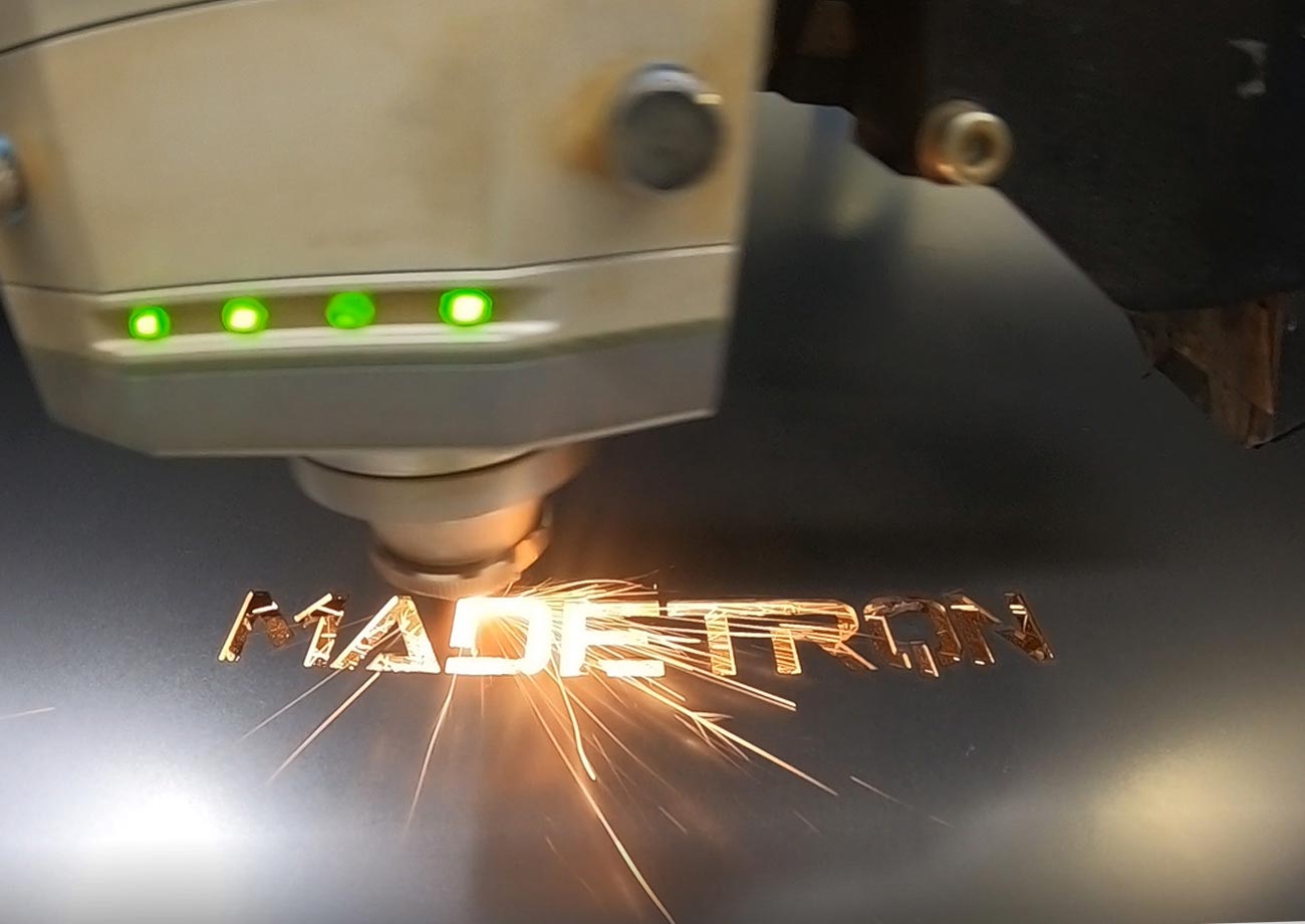 CNC stroje Madetron